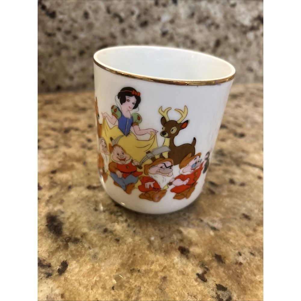 Vintage Disney Coffee‎ Cup Snow White 7 Dwarfs Tea Gold Trim Japan Walt Disney
